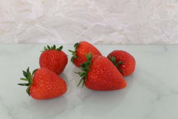 Fresh Strawberries  4kg. - Image 4